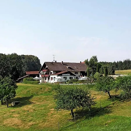 Lehnerhof 3*