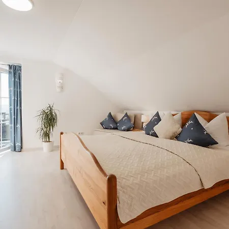 Lehnerhof 3*
